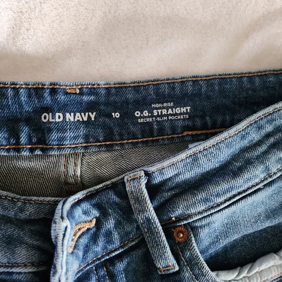 Old navy jeans - Picture 2 of 2